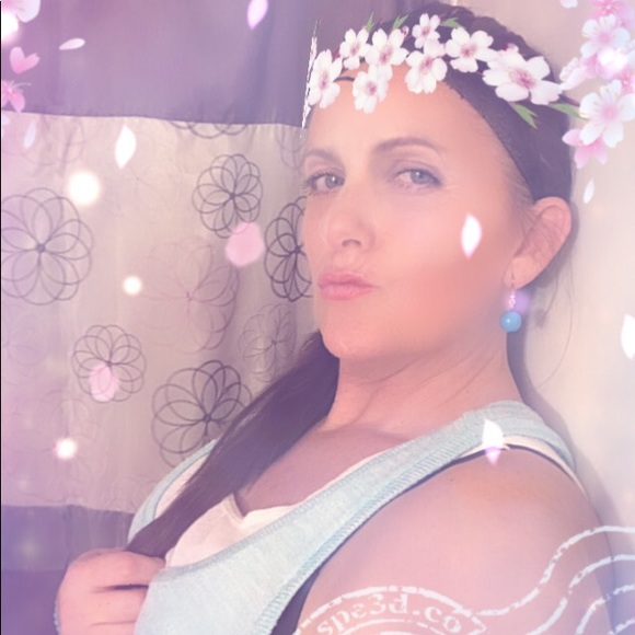 Meet your Posher, Amy - Picture 8 of 8